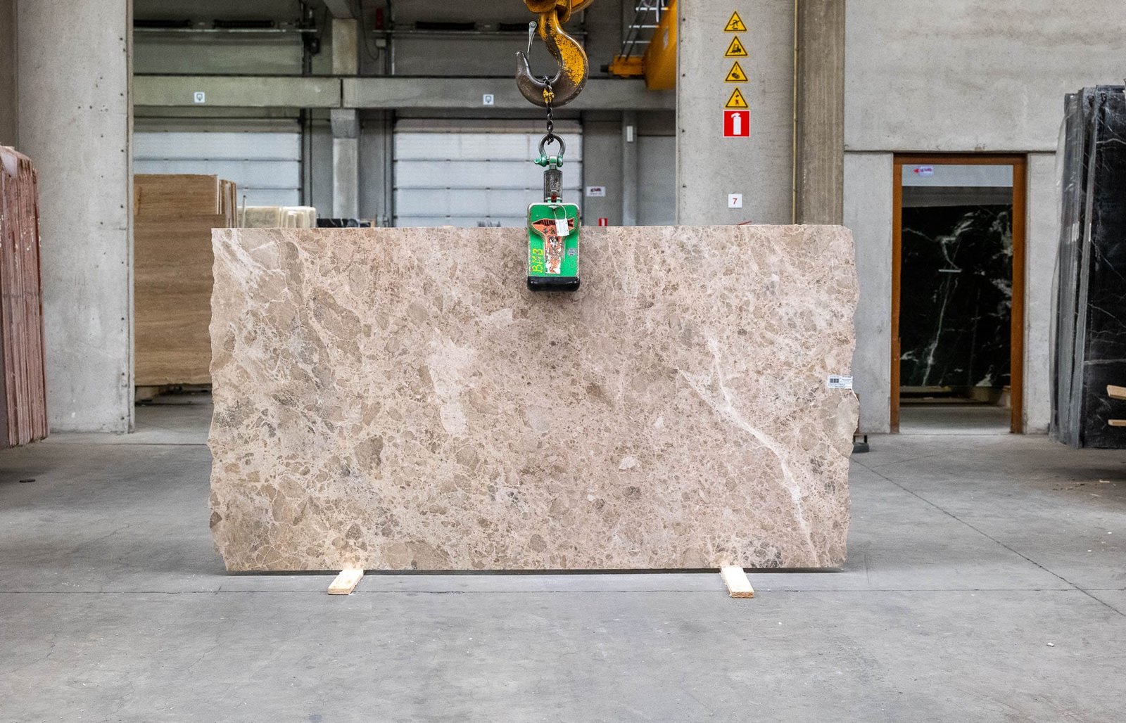 Marmeren Keukenbladen Beige Serpiente Poli